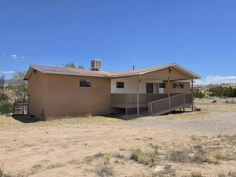 18340 US Highway 84/285 — Photo 25