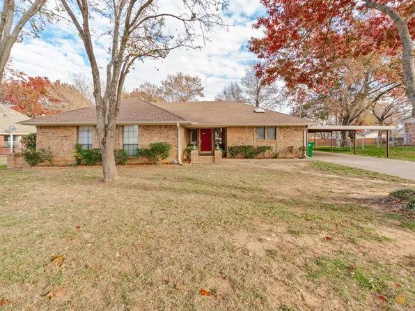 2609 S Garland St, Decatur, TX 76234