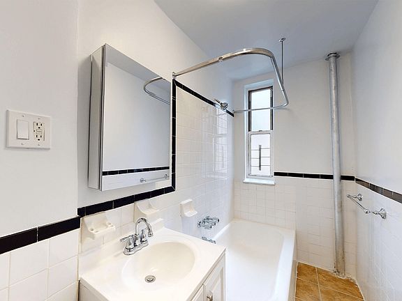 5th image of 575 W 175th St APT 52