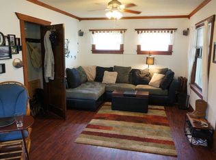 3208 4th St, Des Moines, IA 50313