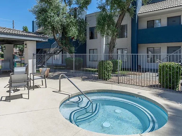 Rise Camelback — Photo 36