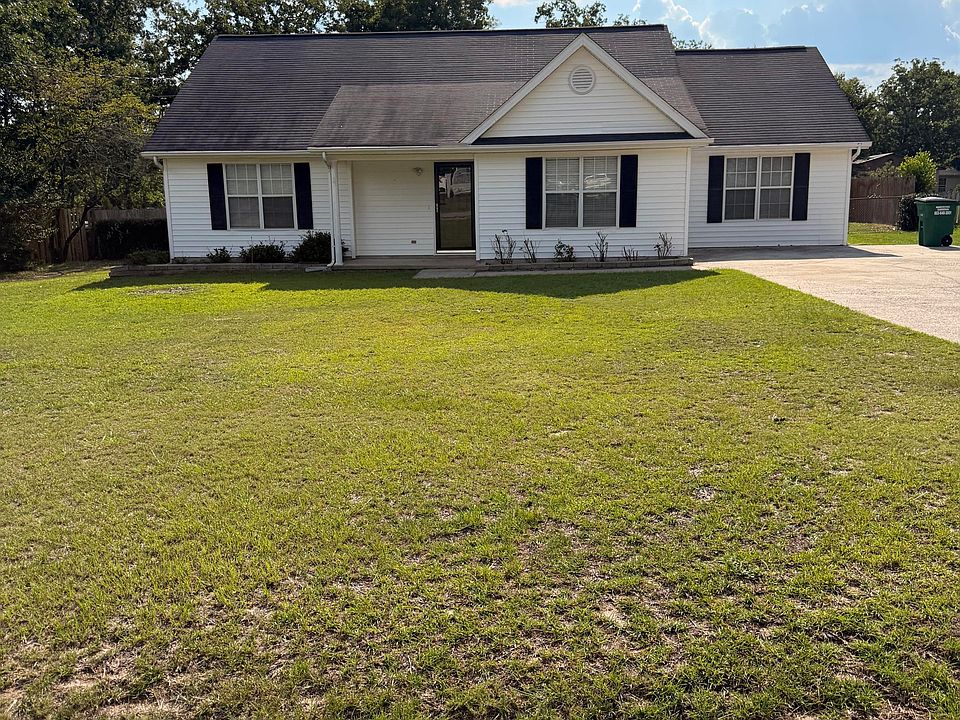 1st image of 305 Copeland Circle
