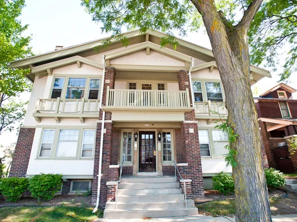 $1095 1 BR, 1 BA Apt, Incl Heat & Electric - Close to UW-Milwaukee - 3000 N Oakland Ave, 1802 E Linnwood Ave #3000-8, Milwaukee, WI 53211