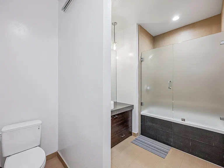 16 Jessie St #405 — Photo 29