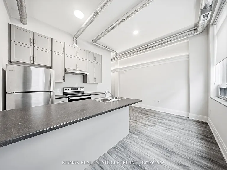11 Queen St #205 — Photo 11