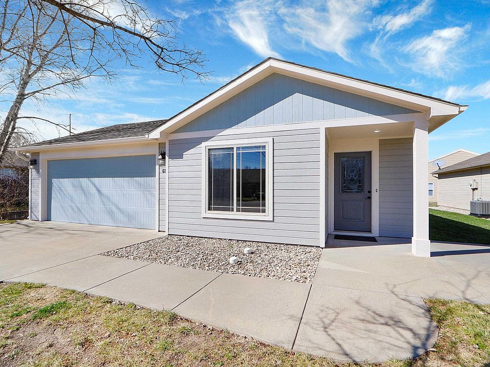 1st image of 632 Northfield Rd