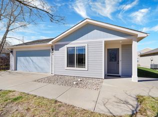 632 Northfield Rd, Manhattan, KS 66502