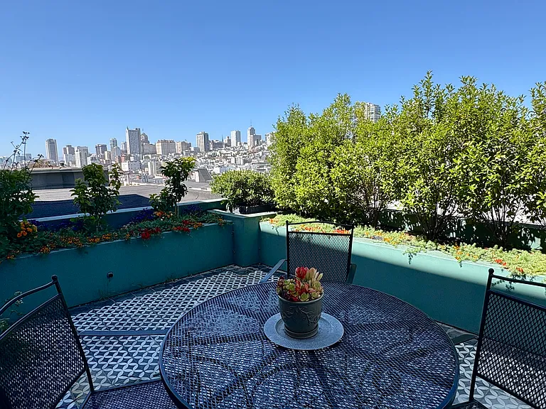 34 Telegraph Pl — Photo 2