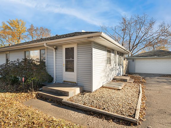 2nd image of 11633 Crooked Lake Blvd NW