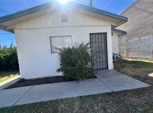 615 K St APT A, Bakersfield, CA 93304