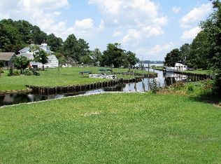 2128 Rivershore Rd, Elizabeth City, NC 27909