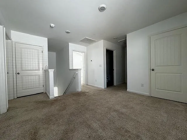 240 Chelsea Park Dr — Photo 31