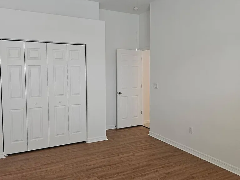 1 Emmons Ln — Photo 28