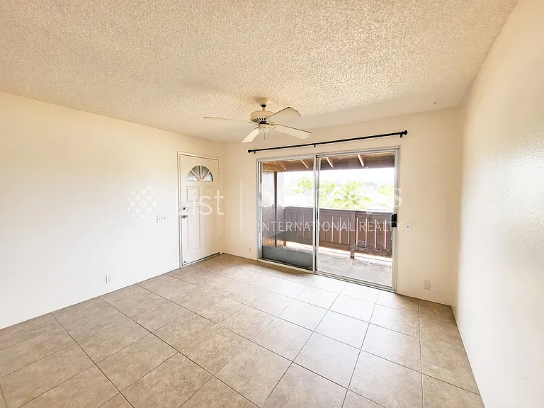 91-1135 Puamaeole St #20W — Photo 5