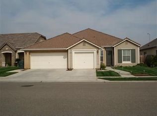1965 N Whiteash Ave, Clovis, CA
