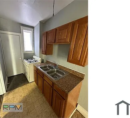 2308 Garrett Ave — Photo 5