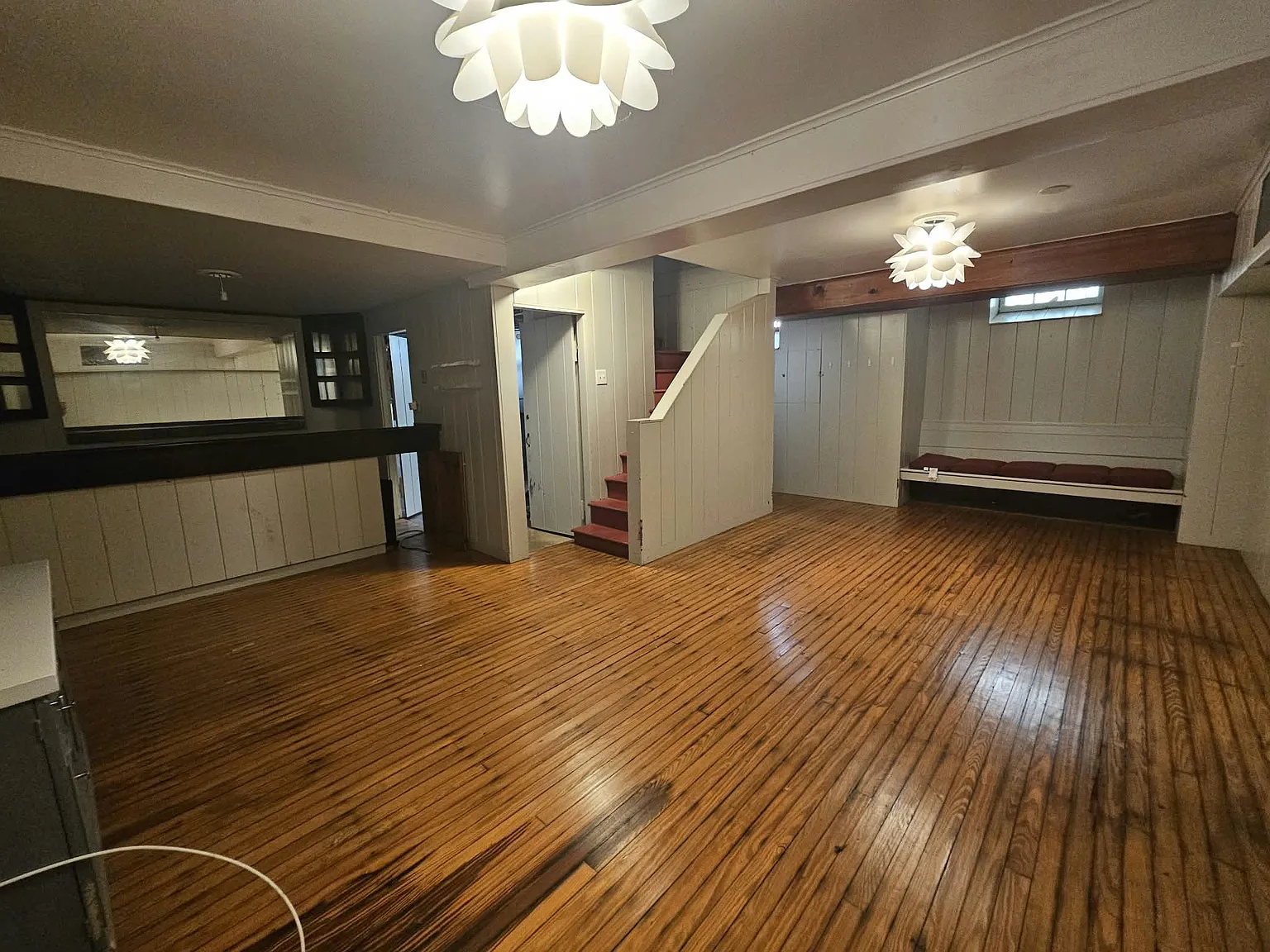 4 bed, 2.5 bath, $5,000 — Photo 3