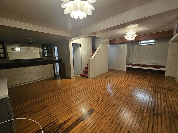 3rd image of 526 Ellsworth Ave #H