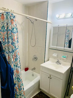 Rented by Voro New York | media 13