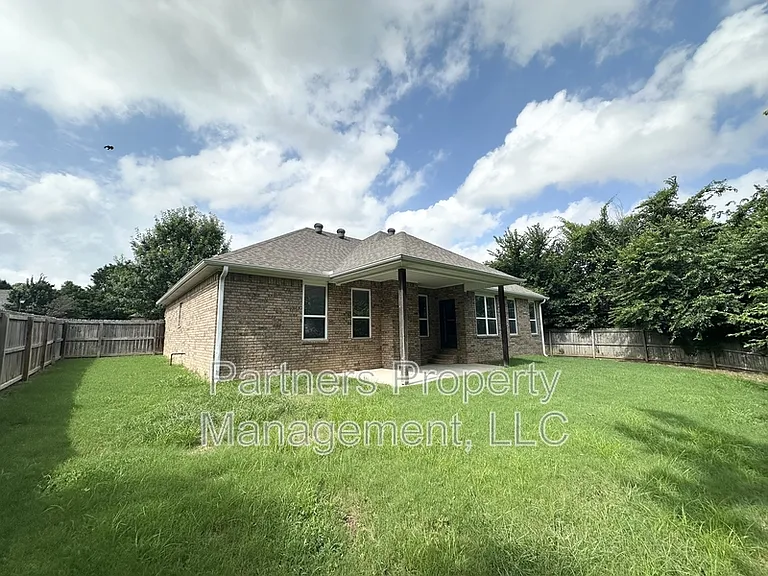 3131 W Ika Ln — Photo 17