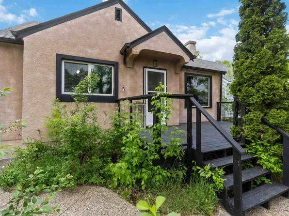 11842 93rd St NW, Edmonton, AB T5G 1E3