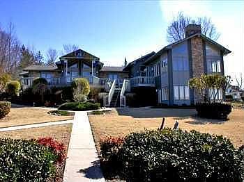 2nd image of 406 McCracken Point