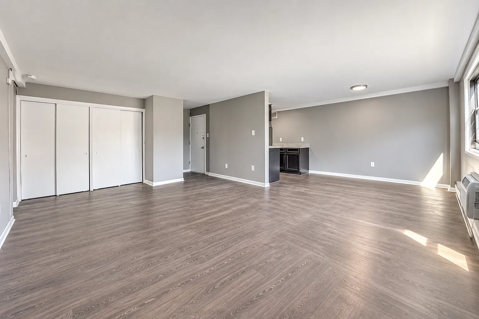 1 bed, 575 sqft, $1,495 — Photo 3