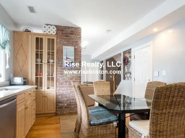 17 Holman St, Allston, MA