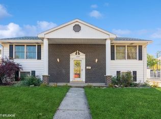 1349 N Dwiggins St, Griffith, IN 46319