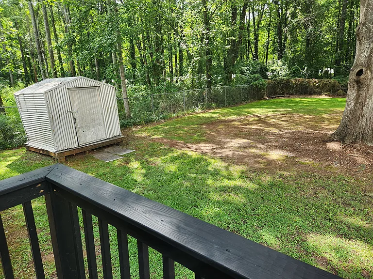 145 Crestview Dr — Photo 12