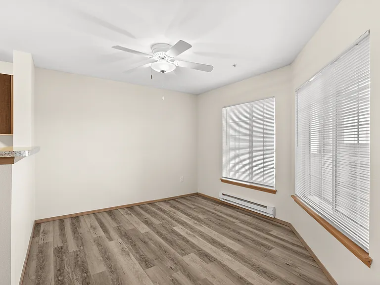 2 Bedroom 2 Bath Standard - 1,008 Sq Ft 2 Bedroom 2 Bath Standard - 1,008 Sq Ft
