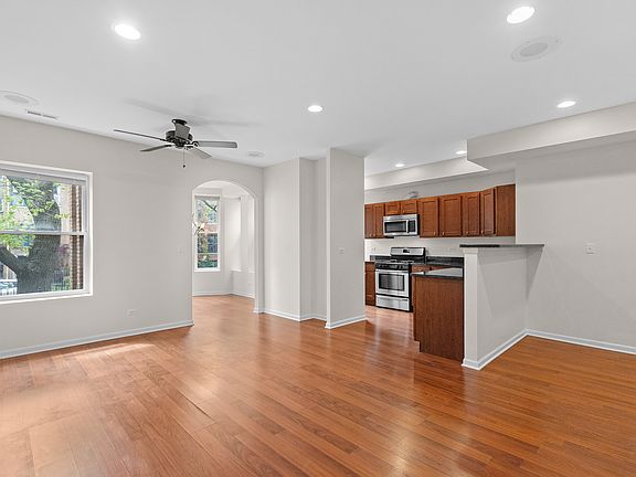 2nd image of 7717 N Marshfield Ave #1
