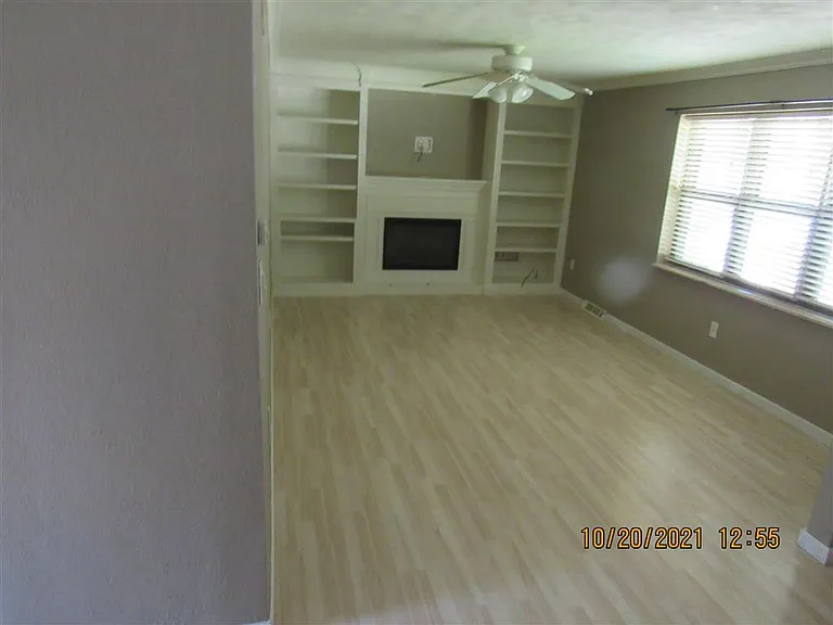 10 Tanbark Dr — Photo 13