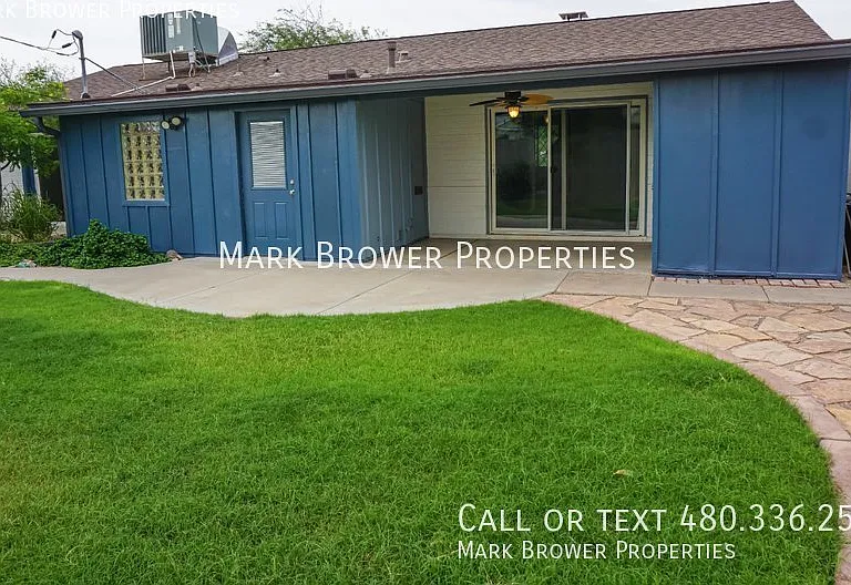 332 E Pierce St — Photo 16