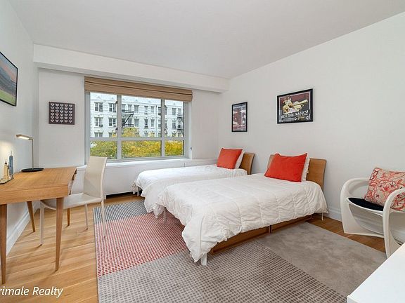 5th image of 200 E 66th St APT A501