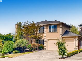 1027 NW Fernridge Ct, Camas, WA 98607