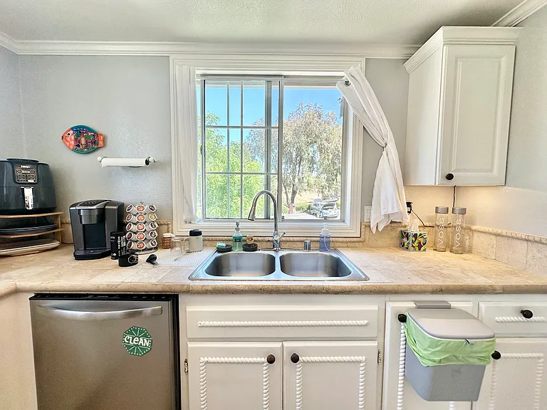 338 Blanchard Ln — Photo 12