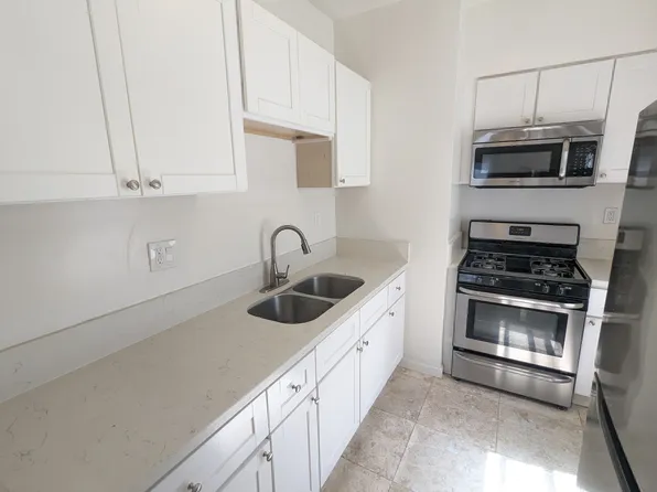 5337 Monroe St APT 4, Los Angeles, CA 90038