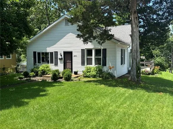 2601 Bremerton Rd, Saint Louis, MO 63144