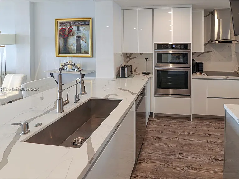 2235 Fisher Island Dr — Photo 13