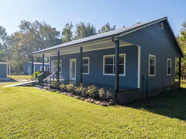 31 Rose Hill Rd, Coldspring, TX 77331