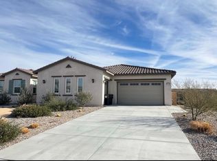 12925 Davona Dale Rd, Apple Valley, CA 92308