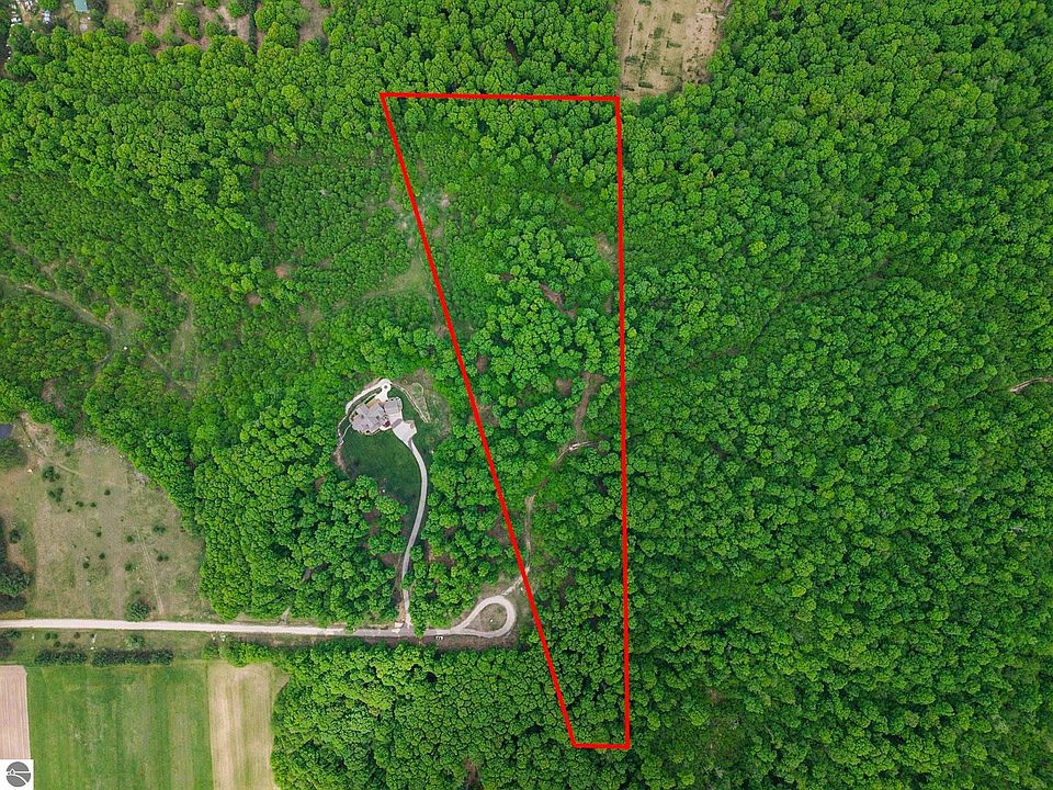 1st image of 3698 W Glen Lake Highlands Dr