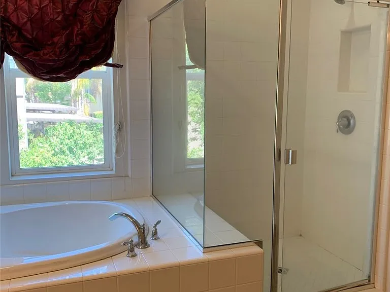 7638 Stonegate Dr — Photo 14