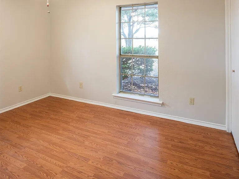 1850 Rock Ridge Rd — Photo 9