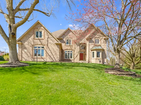 9836 Overlook Pointe, Zionsville, IN 46077