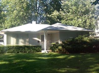 2410 Hawk Ln, Rolling Meadows, IL 60008