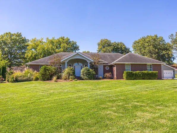 3277 Saint Charles St, Jasper, IN 47546