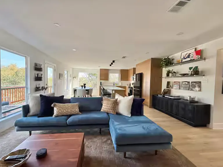 11214 Hidden Bluff Dr — Photo 31