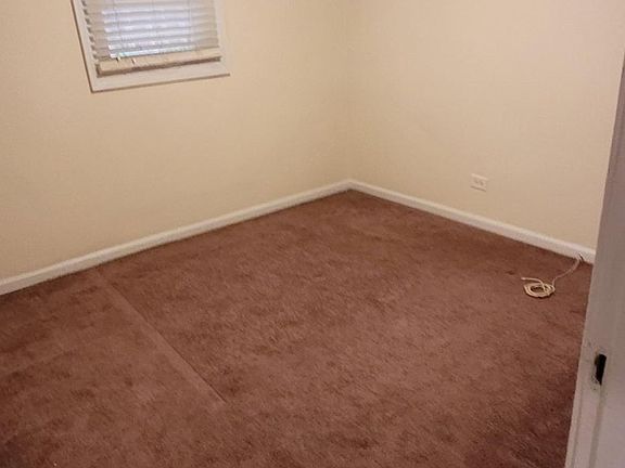 2nd image of 5531 N Linder Ave #G